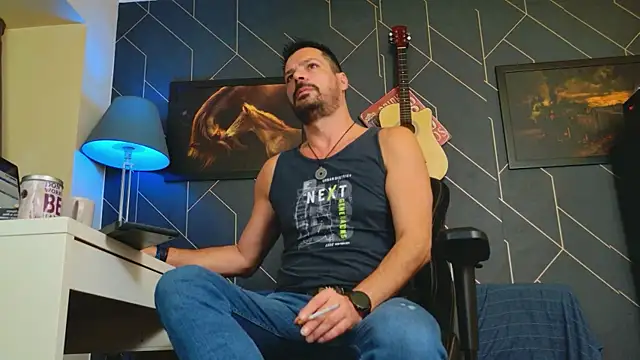 ChrisKox online show from 10/12/25, 09:47