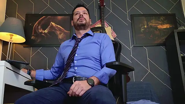 ChrisKox online show from 10/28/25, 05:33