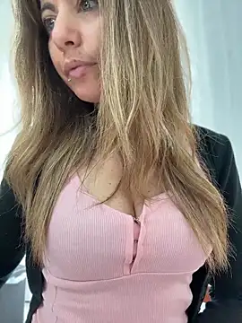 sexylenia online show from 05/18/26, 01:06