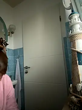 Snapshot of BootyLola chatting on 10/23/25, 03:00 BootyLola online show from 10/23/25, 03:00