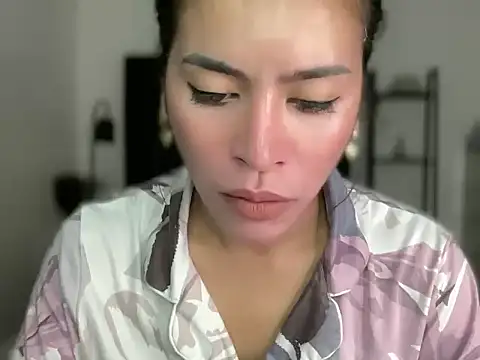 your bianca69 online show from 03/01/25, 12:28