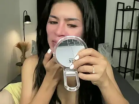 your bianca69 online show from 03/18/25, 04:47