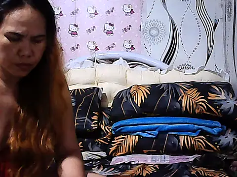 Snapshot of lovely-asian chatting on 09/21/25, 11:23 lovely-asian online show from 09/21/25, 11:23