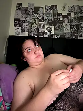 aliceayres797 online show from 10/30/25, 08:31