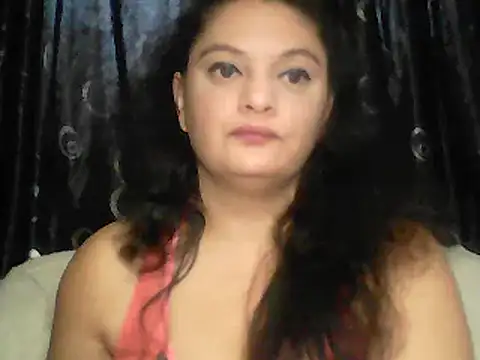 Snapshot of sweetnessangel chatting on 02/19/25, 08:01 sweetnessangel online show from 02/19/25, 08:01