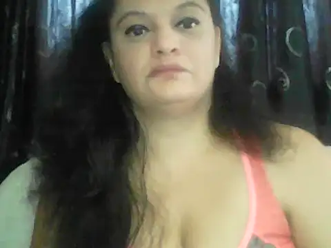 Snapshot of sweetnessangel chatting on 03/15/25, 07:53 sweetnessangel online show from 03/15/25, 07:53