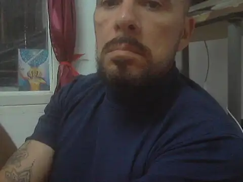 Snapshot of el_principe_hot chatting on 10/18/25, 02:25 el principe hot online show from 10/18/25, 02:25