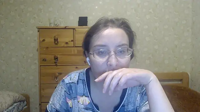 Snapshot of Smart_Rose chatting on 02/01/25, 05:37 Smart Rose online show from 02/01/25, 05:37