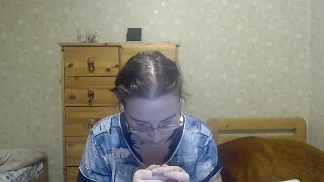 Snapshot of Smart_Rose chatting on 02/03/25, 01:30 Smart Rose online show from 02/03/25, 01:30