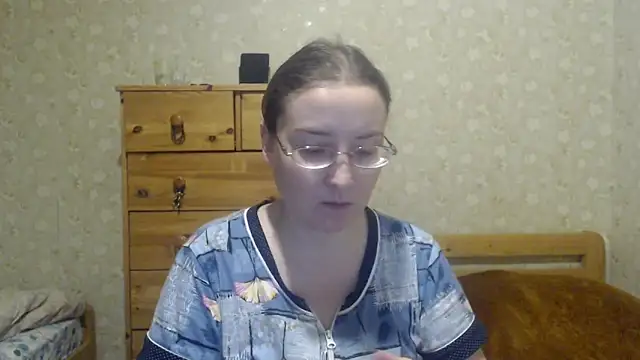 Snapshot of Smart_Rose chatting on 02/03/25, 10:11 Smart Rose online show from 02/03/25, 10:11