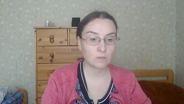 Snapshot of Smart_Rose chatting on 02/07/25, 01:01 Smart Rose online show from 02/07/25, 01:01