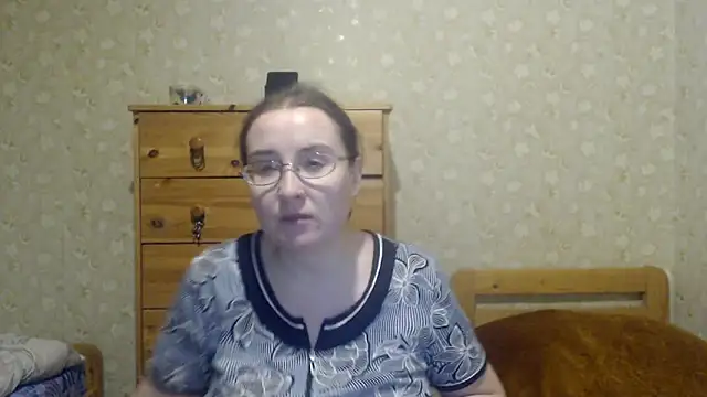 Snapshot of Smart_Rose chatting on 02/09/25, 04:29 Smart Rose online show from 02/09/25, 04:29