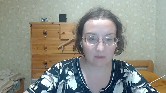 Snapshot of Smart_Rose chatting on 09/14/25, 09:36 Smart Rose online show from 09/14/25, 09:36