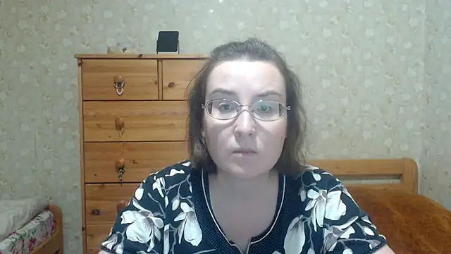 Smart Rose online show from 11/16/25, 01:17