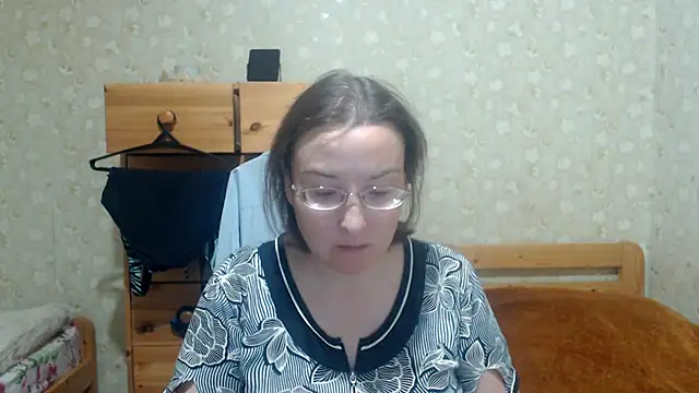 Smart Rose online show from 12/17/25, 04:57