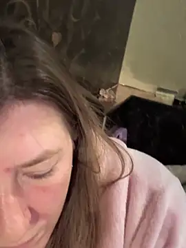 Snapshot of Natali_UA chatting on 10/25/25, 06:35 Natali UA online show from 10/25/25, 06:35