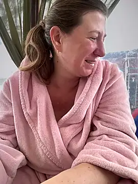 Snapshot of Natali_UA chatting on 11/10/25, 08:13 Natali UA online show from 11/10/25, 08:13