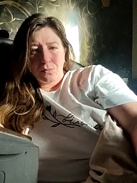 Snapshot of Natali_UA chatting on 11/24/25, 09:09 Natali UA online show from 11/24/25, 09:09