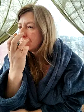 Snapshot of Natali_UA chatting on 11/28/25, 07:11 Natali UA online show from 11/28/25, 07:11