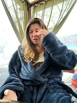 Snapshot of Natali_UA chatting on 11/29/25, 08:06 Natali UA online show from 11/29/25, 08:06