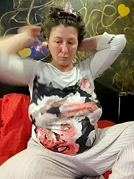 Snapshot of Natali_UA chatting on 11/29/25, 08:12 Natali UA online show from 11/29/25, 08:12