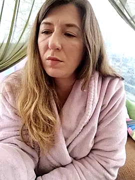 Snapshot of Natali_UA chatting on 12/04/25, 08:34 Natali UA online show from 12/04/25, 08:34