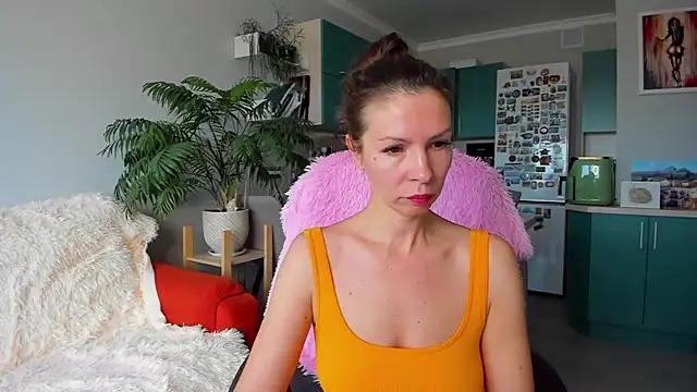 ChristinaGlory online show from 10/23/25, 07:29