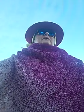 MucMilf59 online show from 11/28/25, 09:56