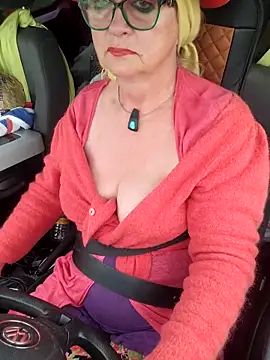 MucMilf59 online show from 04/11/26, 07:56