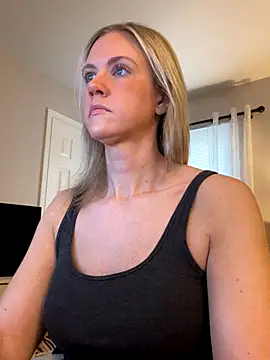 Kay Cakes online show from 11/21/25, 01:54