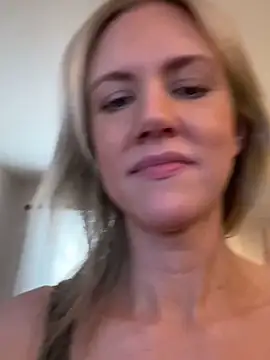 Kay Cakes online show from 12/17/25, 04:46