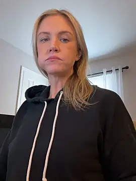 Kay Cakes online show from 02/24/26, 08:40