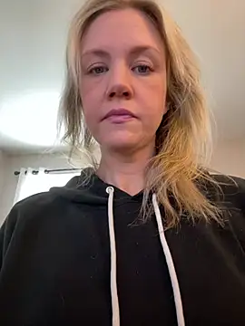 Kay Cakes online show from 02/26/26, 04:06