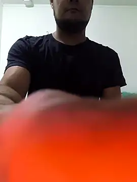 Snapshot of Nikooo6969 chatting on 10/31/25, 02:12 Nikooo6969 online show from 10/31/25, 02:12