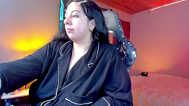 coraline latin online show from 12/24/24, 09:33