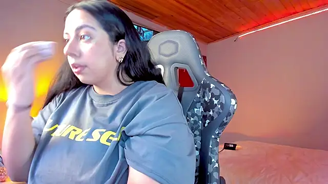 coraline latin online show from 01/17/25, 10:01