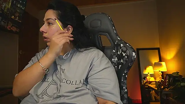 coraline latin online show from 03/18/25, 09:53