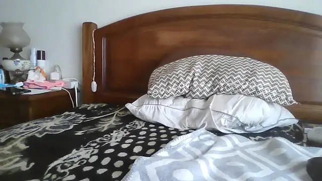 Snapshot of CarlosRocha73 chatting on 06/15/26, 10:50 CarlosRocha73 online show from 06/15/26, 10:50