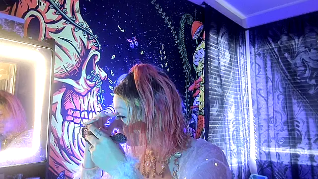 TEXASMARYYYJANE online show from 10/28/25, 03:47