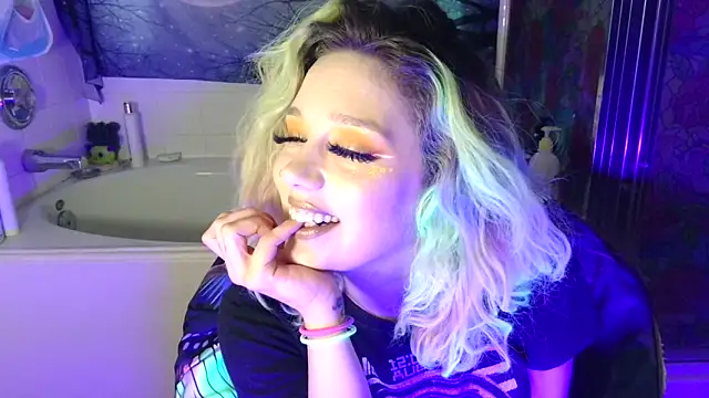 Snapshot of TEXASMARYYYJANE chatting on 05/27/26, 01:19 TEXASMARYYYJANE online show from 05/27/26, 01:19