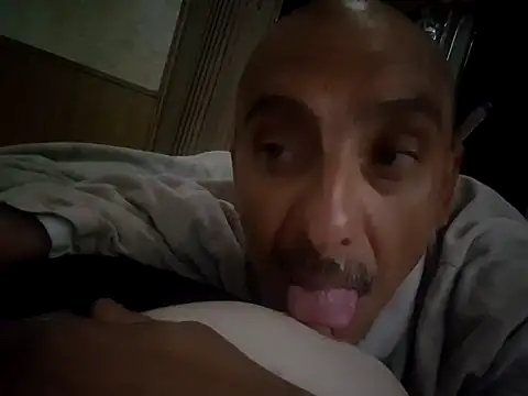letmesatifyu online show from 07/21/26, 02:30