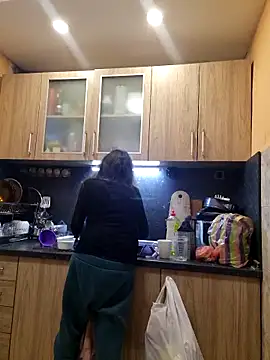 rposhta1991 online show from 02/19/25, 03:38