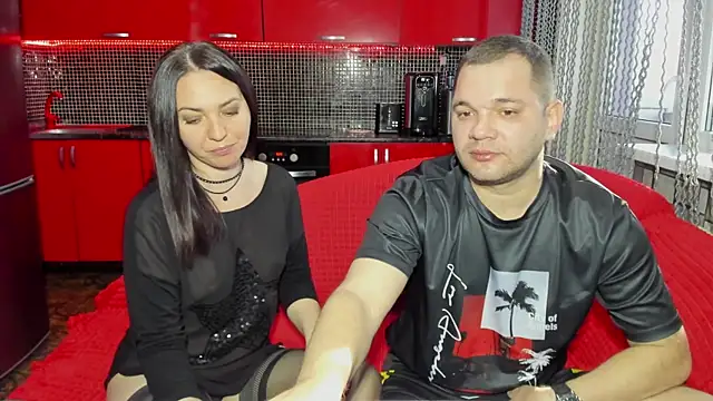 Snapshot of sladkayapara2019 chatting on 02/23/25, 06:28 sladkayapara2019 online show from 02/23/25, 06:28