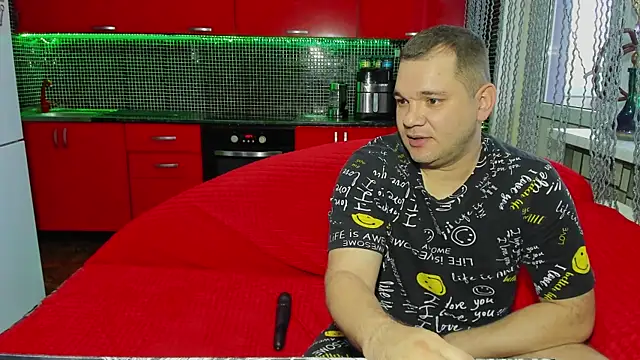 Snapshot of sladkayapara2019 chatting on 05/16/26, 06:54 sladkayapara2019 online show from 05/16/26, 06:54