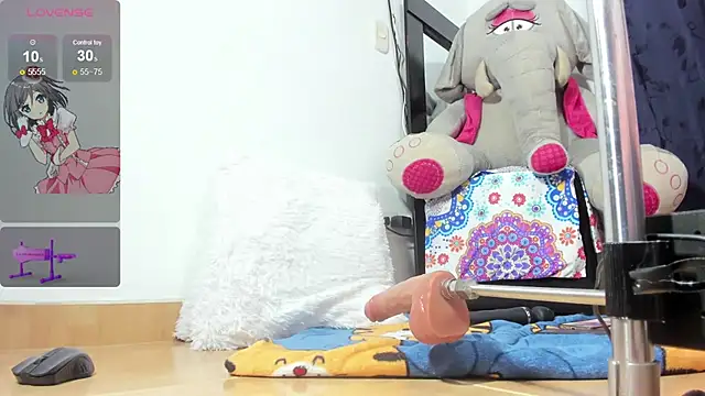 ReyleDoll online show from 04/18/26, 11:38