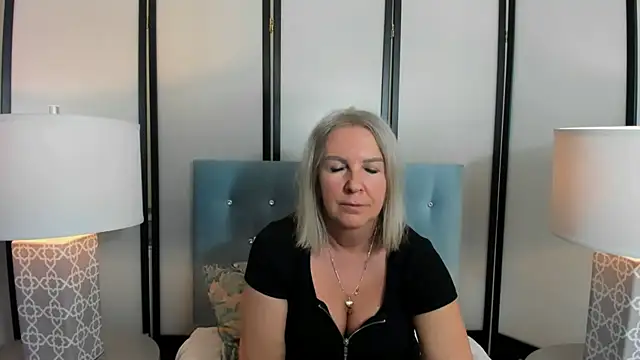 EricaTop online show from 01/29/25, 04:41