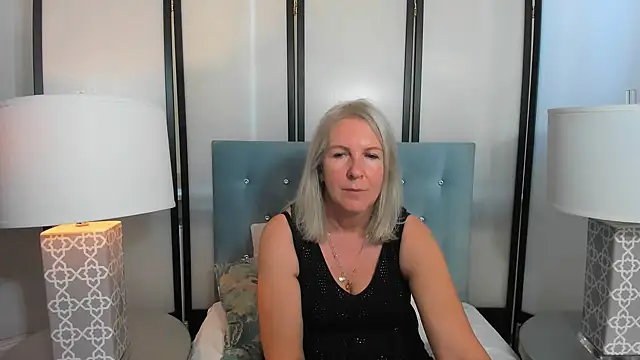 EricaTop online show from 09/08/25, 03:55