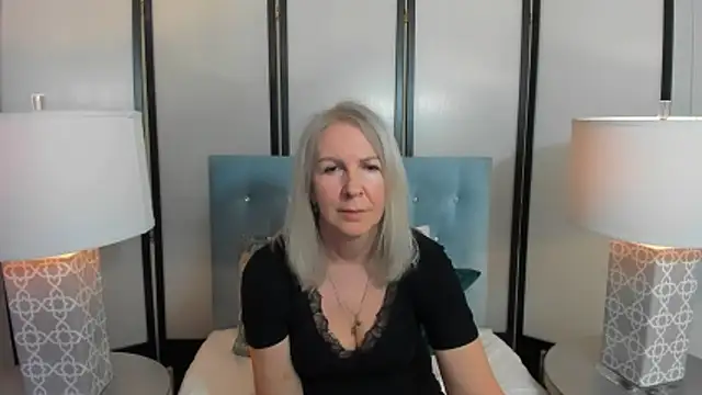 Snapshot of EricaTop chatting on 03/04/26, 06:58 EricaTop online show from 03/04/26, 06:58