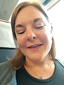 Snapshot of SwedishJennifer chatting on 08/05/26, 10:51 SwedishJennifer online show from 08/05/26, 10:51