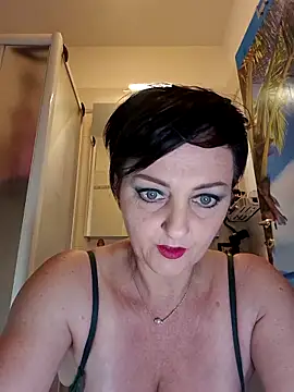Snapshot of lucillabollente chatting on 04/27/26, 04:10 lucillabollente online show from 04/27/26, 04:10